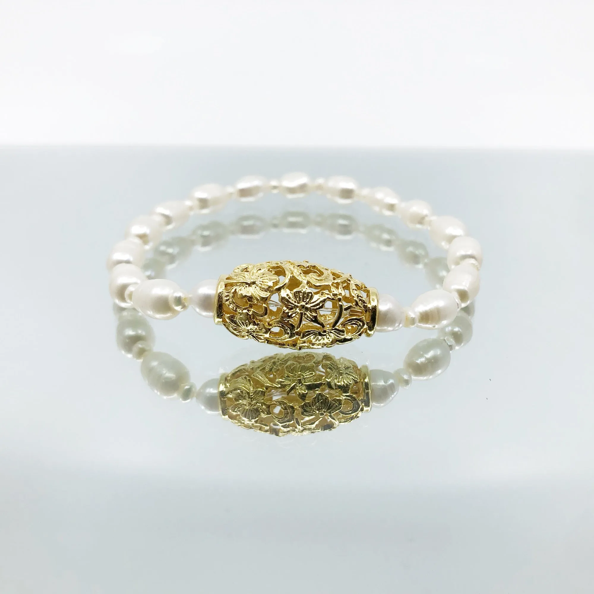 Beaded Palatial Pearl Bracelet