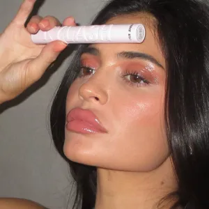Kylie's Fresh Spring Look