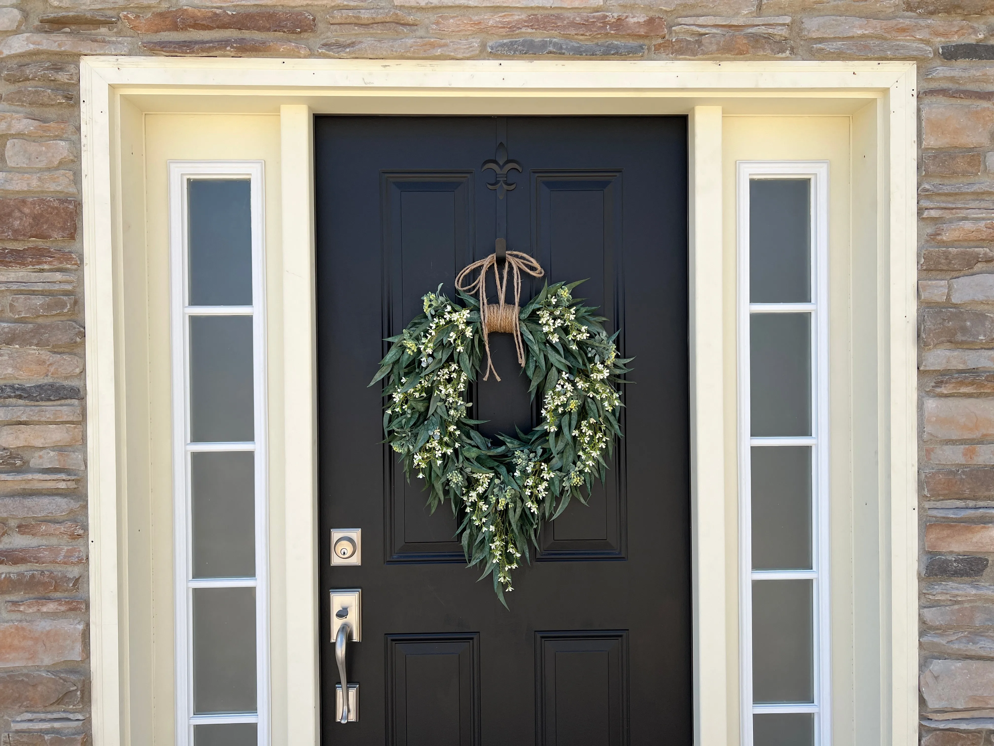 Spring Farmhouse Wreath with Bayleaf and White Flowers