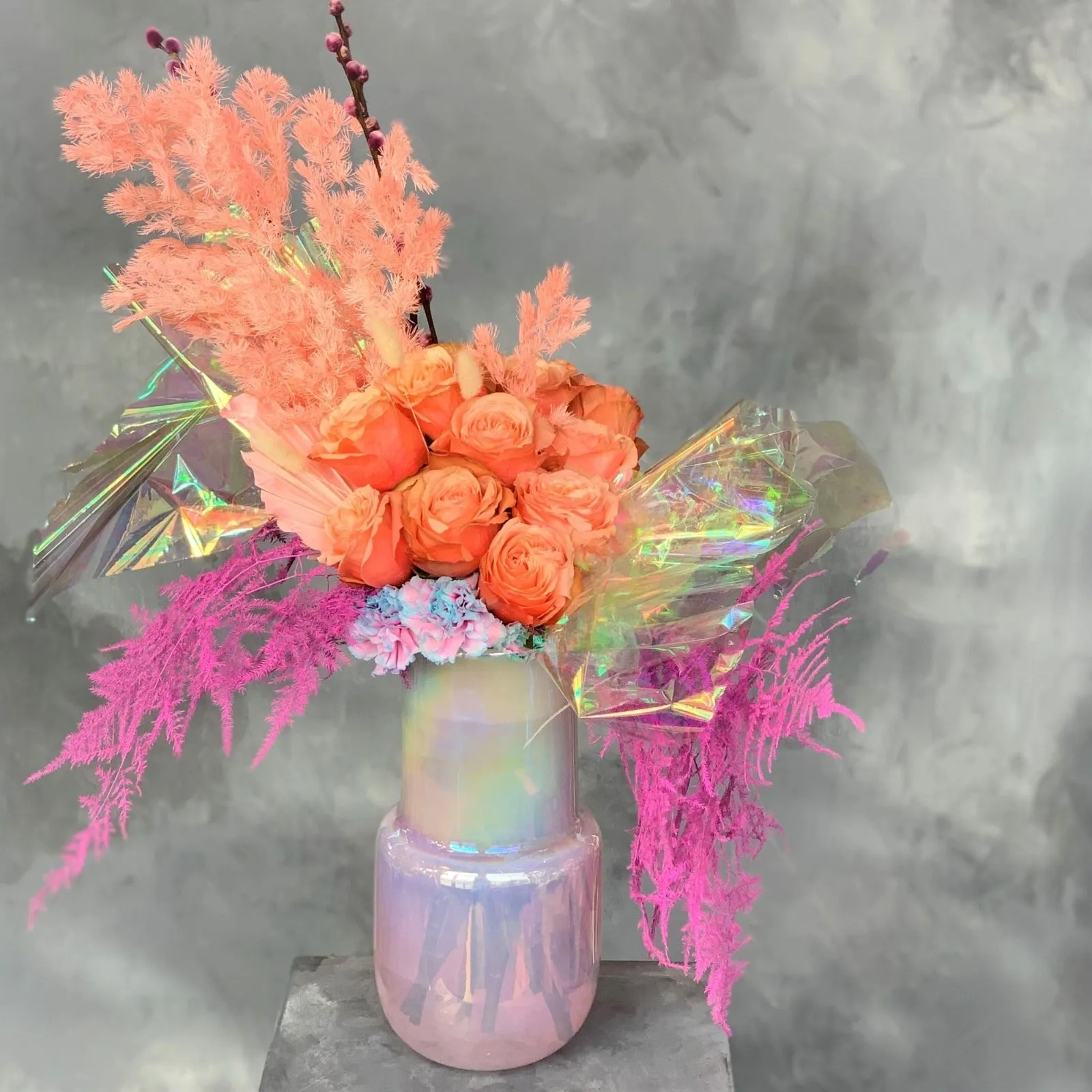 Stacy K Floral | Unicorn Dozen Roses Vase